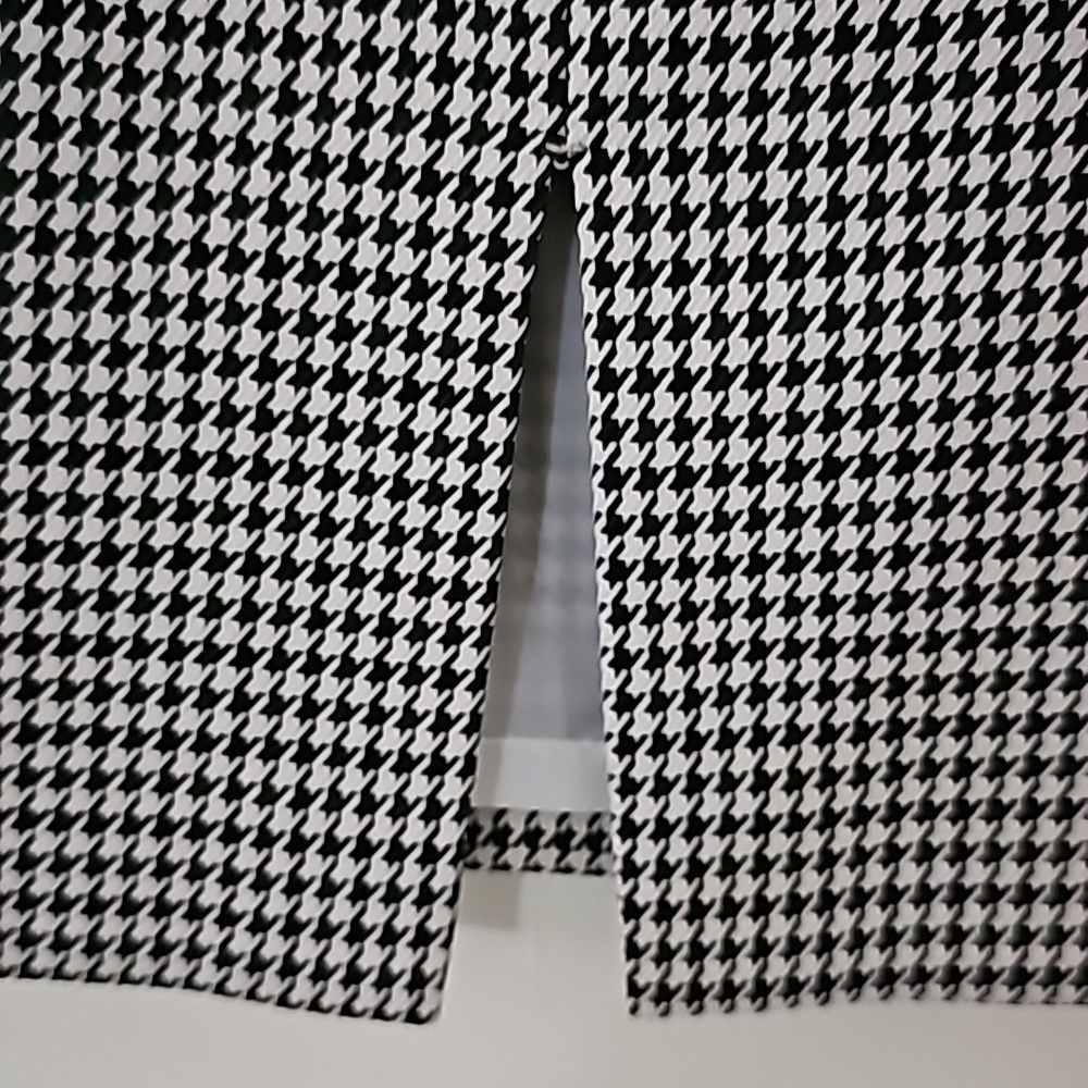 Tahari Arthur S Lavine Houndstooth Skirt Size 8 - Picture 3 of 6